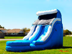 18' Tsunami Inflatable Water Slide 18' Tsunami Inflatable Water Slide